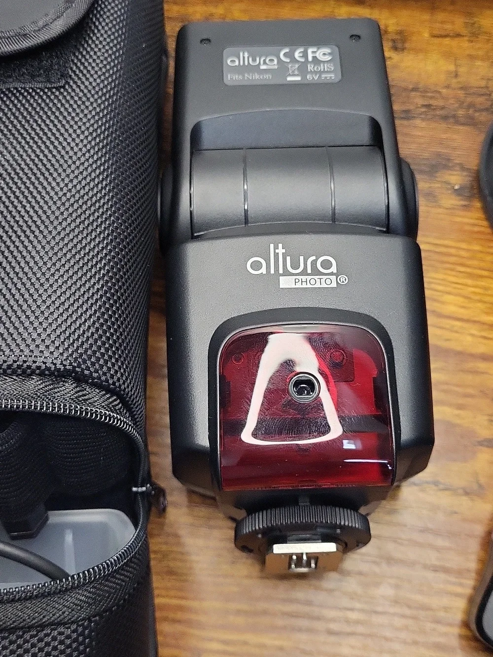 Altura Digital SLR Auto-Focus TTL Flash, .43 Wide Angle, & Wireless Trigger Set.